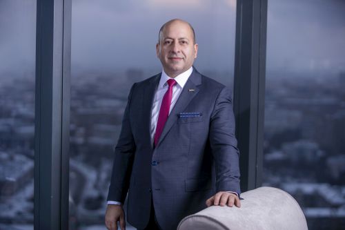 Cu peste 30 de ani experienta in industria ospitalitatii, Atakan Turhan este noul General Manager Radisson Blu Hotel, Bucuresti